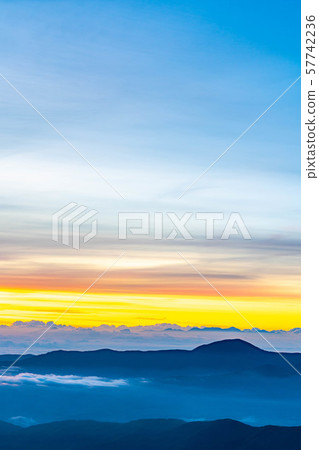 Norikura Kogen Morning glow [Nagano Prefecture] 57742236