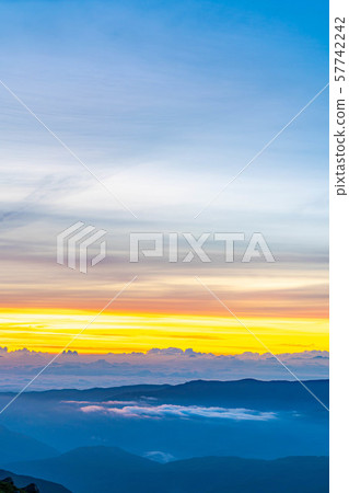 Norikura Kogen Morning glow [Nagano Prefecture] 57742242