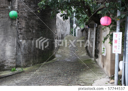 Seongbuk-gu，Jeongneung-dong，Alleyway 57744537
