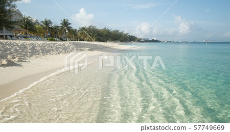 Seven Mile Beach on Grand Cayman island, Cayman Seven Mile Beach on Grand Cayman island, Cayman 57749669