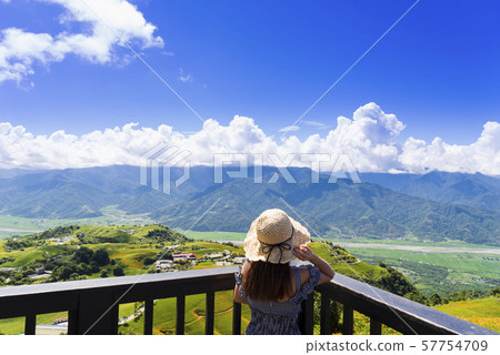 台灣東部六十石山金針花海 台灣東部六十石山金針花海 57754709