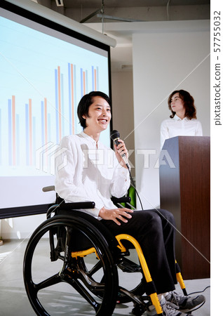 Event venue Wheelchair speech 57755032