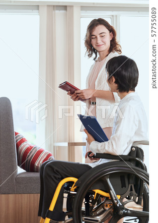 輪椅夫婦 57755089