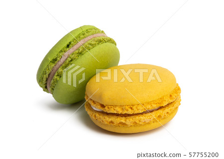 macaroons isolated 57755200