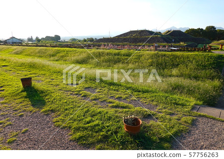 Yahatsuka Tumulus (Howatada Tumulus) Takasaki Yahatsuka Tumulus (Howatada Tumulus) Takasaki 57756263