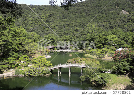 Ritsurin Park South Lake (Kagawa) seen from the Torai peak Ritsurin Park South Lake (Kagawa) seen from the Torai peak 57758801