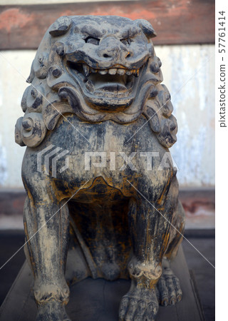 Ninnaji Temple Nioumon samurai dog-3 57761414