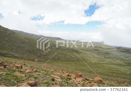 Landscape of sanipass 57762161