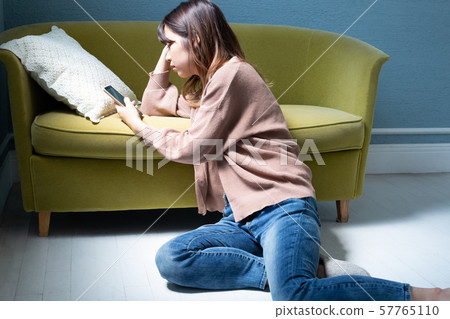 Smartphone communication Internet browsing Smartphone communication Internet browsing 57765110