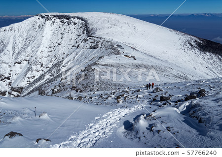 Yatsugatake mountain range, Mt. Iodake and Mt. Asama 57766240