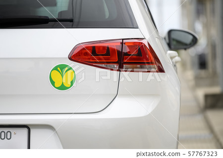 聽力受損的跡象“聽力受損的標記”汽車圖像 57767323