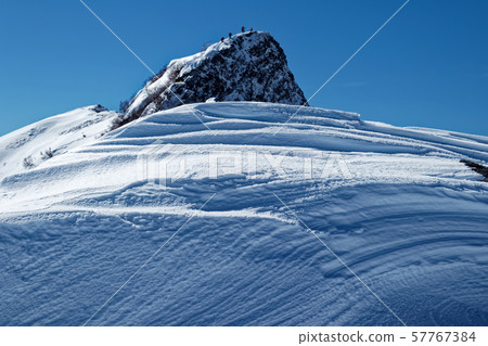 Sukabura and Yatsugatake Mountain Range, Yokodake Main Peak 57767384