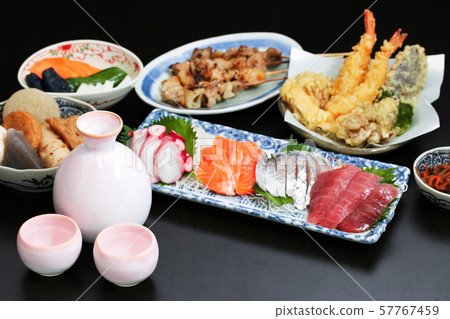 Japanese sake and Japanese cuisine_Izakaya cuisine Japanese sake and Japanese cuisine_Izakaya cuisine 57767459