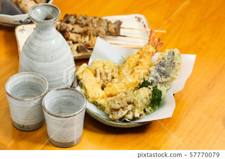 Japanese sake and Japanese cuisine_Izakaya cuisine Japanese sake and Japanese cuisine_Izakaya cuisine 57770079