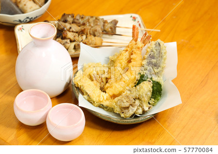 Japanese sake and Japanese cuisine_Izakaya cuisine Japanese sake and Japanese cuisine_Izakaya cuisine 57770084