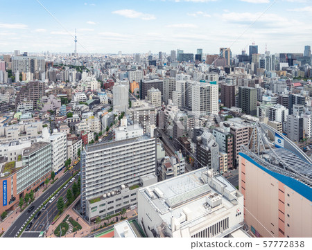 City view from Asakusa direction from Bunkyo-ku, Tokyo 57772838