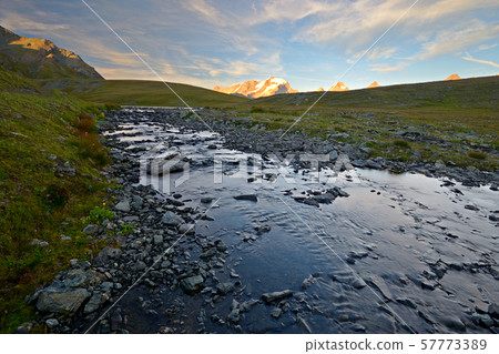 Gran Paradiso sunset Gran Paradiso sunset 57773389