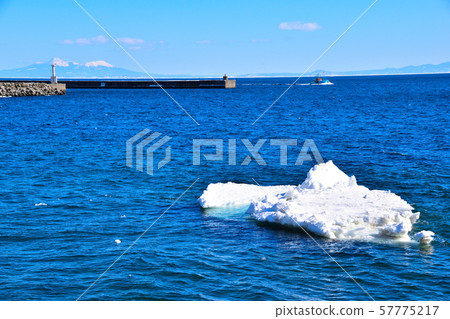 Winter Rausu Port 57775217