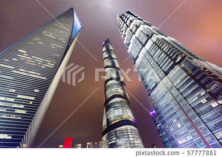 上海摩天大樓夜景 57777881
