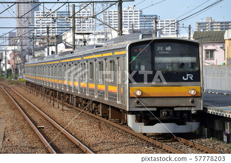 南部線運行6列205列火車 57778203