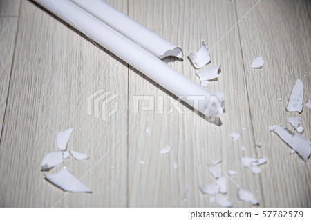 Fluorescent lamps hanging on the floor 57782579