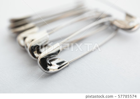 Macro metall safety pin for crafts, fashion, 57785574