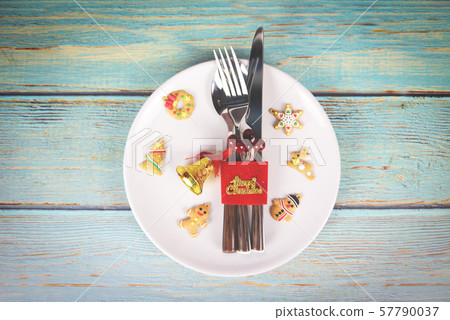 Christmas table place setting decoration with fork 57790037