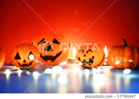 Halloween background candlelight orange decorated Halloween background candlelight orange decorated 57790047