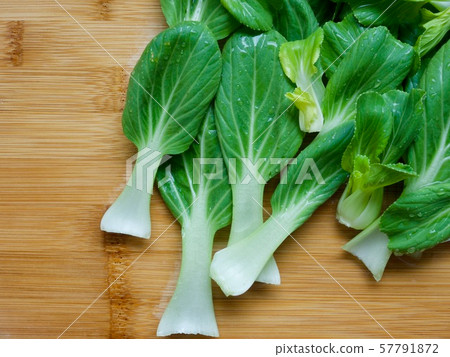 Fresh organic vegetable from Korea, Bok-gyeong-chae 57791872