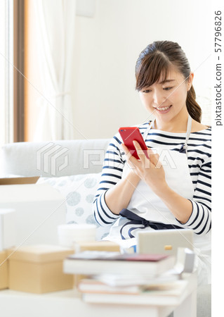 不必要的物品 57796826