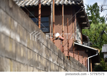 An old and beautiful building in Ushimado, Setouchi City, Okayama Prefecture, Japan 57797573