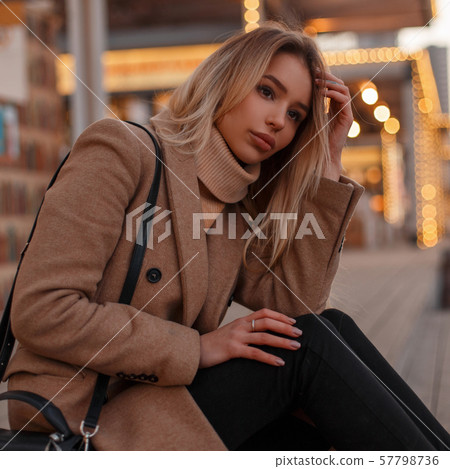 Beautiful stylish attractive young woman Beautiful stylish attractive young woman 57798736