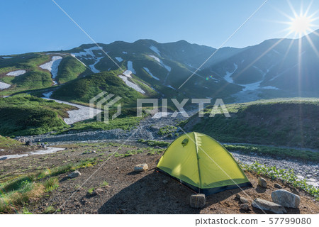 雷多里扎瓦露營地早晨 雷多里扎瓦露營地早晨 57799080