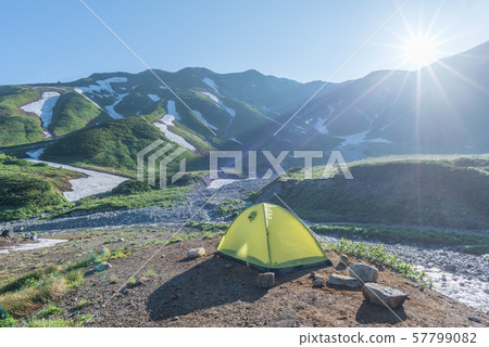 雷多里扎瓦露營地早晨 雷多里扎瓦露營地早晨 57799082