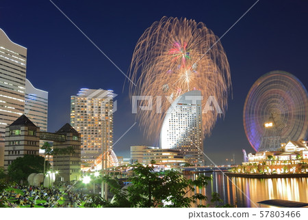 [Kanagawa] Yokohama Opening Fireworks Festival 57803466