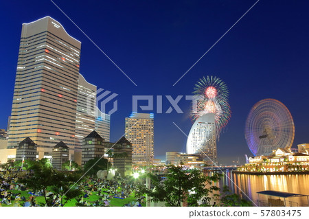 [Kanagawa] Yokohama Opening Fireworks Festival 57803475