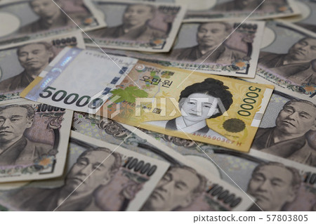 Japanese and Korean money image Japanese and Korean money image 57803805