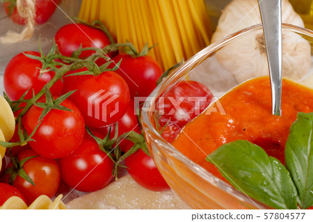 Pasta with tomato sauce and cherry tomatoes Pasta with tomato sauce and cherry tomatoes 57804577