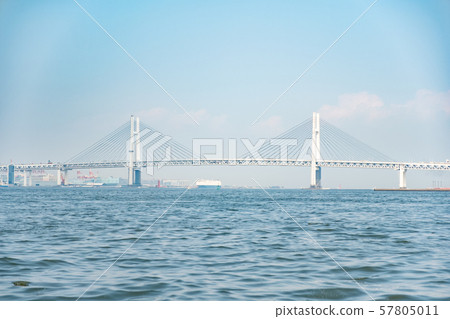 從海上看到的海灣大橋 57805011