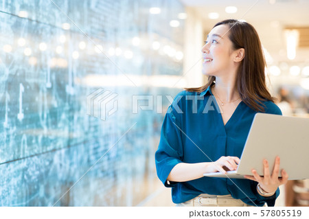 Business woman 57805519