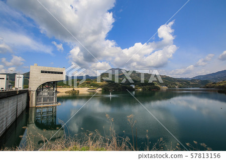 Ryumon Dam 57813156