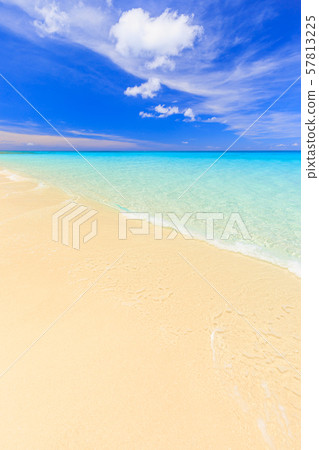 Kuramajima, Miyakojima city_Superb view of Nagama beach Kuramajima, Miyakojima city_Superb view of Nagama beach 57813225