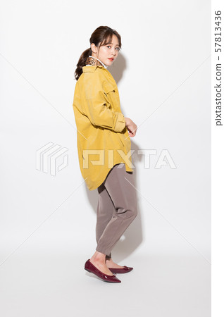 Female fashion portrait Female fashion portrait 57813436
