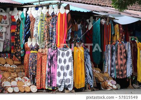Souvenir shop in Goa Gajah 57815549