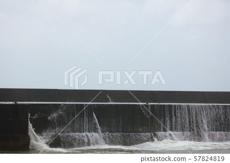 秋市漁港 57824819