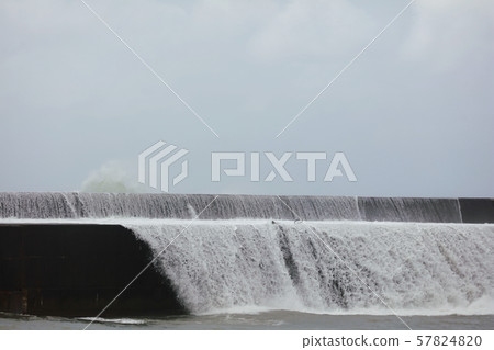 秋市漁港 57824820