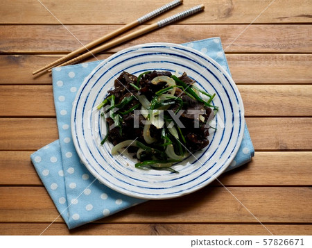 亞洲食品炒木耳菇和蔬菜 57826671