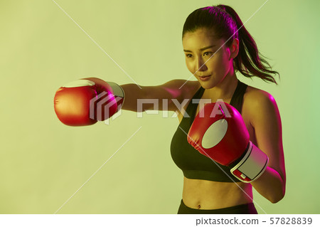 Female boxing light color 57828839