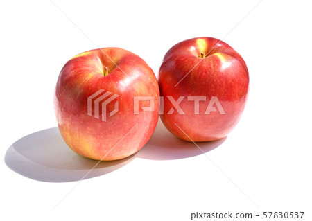 Apple (First Lady) 57830537