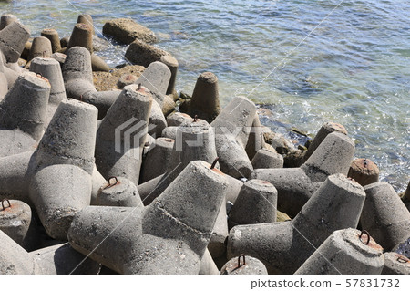 Wave block Wave block 57831732